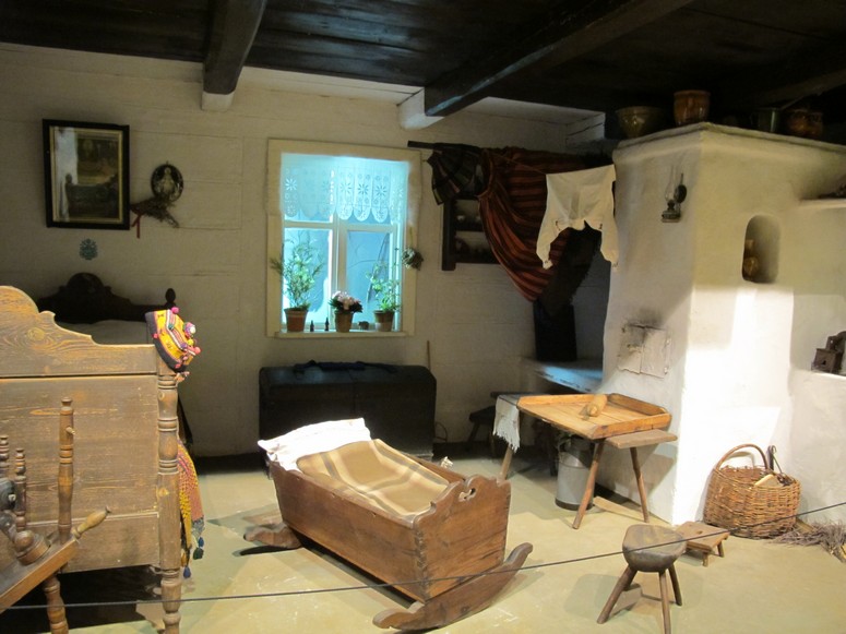 Muzeum Archeologiczne i Etnograficzne w Ĺodzi - Fotka 26