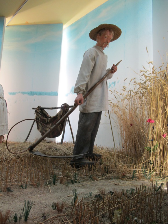 Muzeum Archeologiczne i Etnograficzne w Ĺodzi - Fotka 34