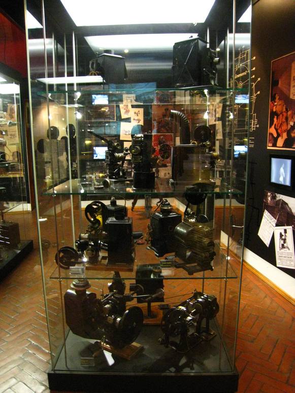 Muzeum Kinematografii w Ĺodzi - Fotka 15
